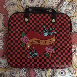 Betsy Johnson Laptop Case